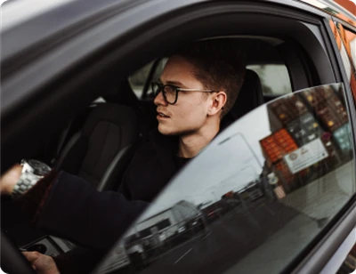 Profesjonalny kierowca do wynajmu samochodów w Warszawie - SK CARS