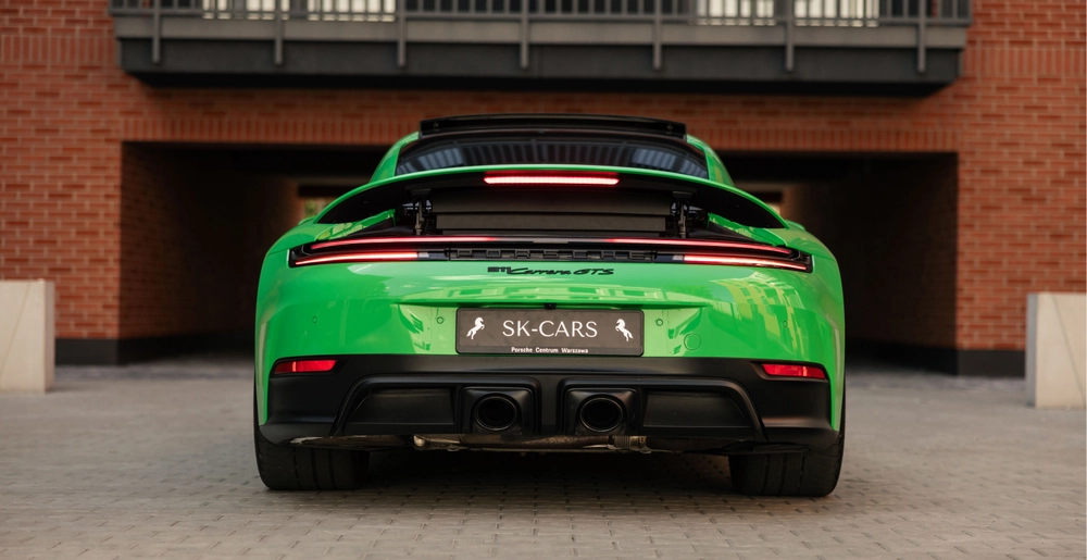 Porsche 911 Carrera GTS premium leather interior details
