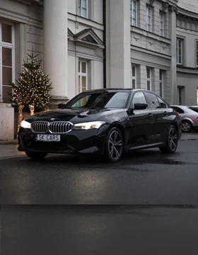 Elegancki BMW do wynajęcia od SK CARS. Ciesz się luksusem i stylem tego samochodu premium. Dostępny na wynajem krótko- i długoterminowy. Zarezerwuj już dziś!